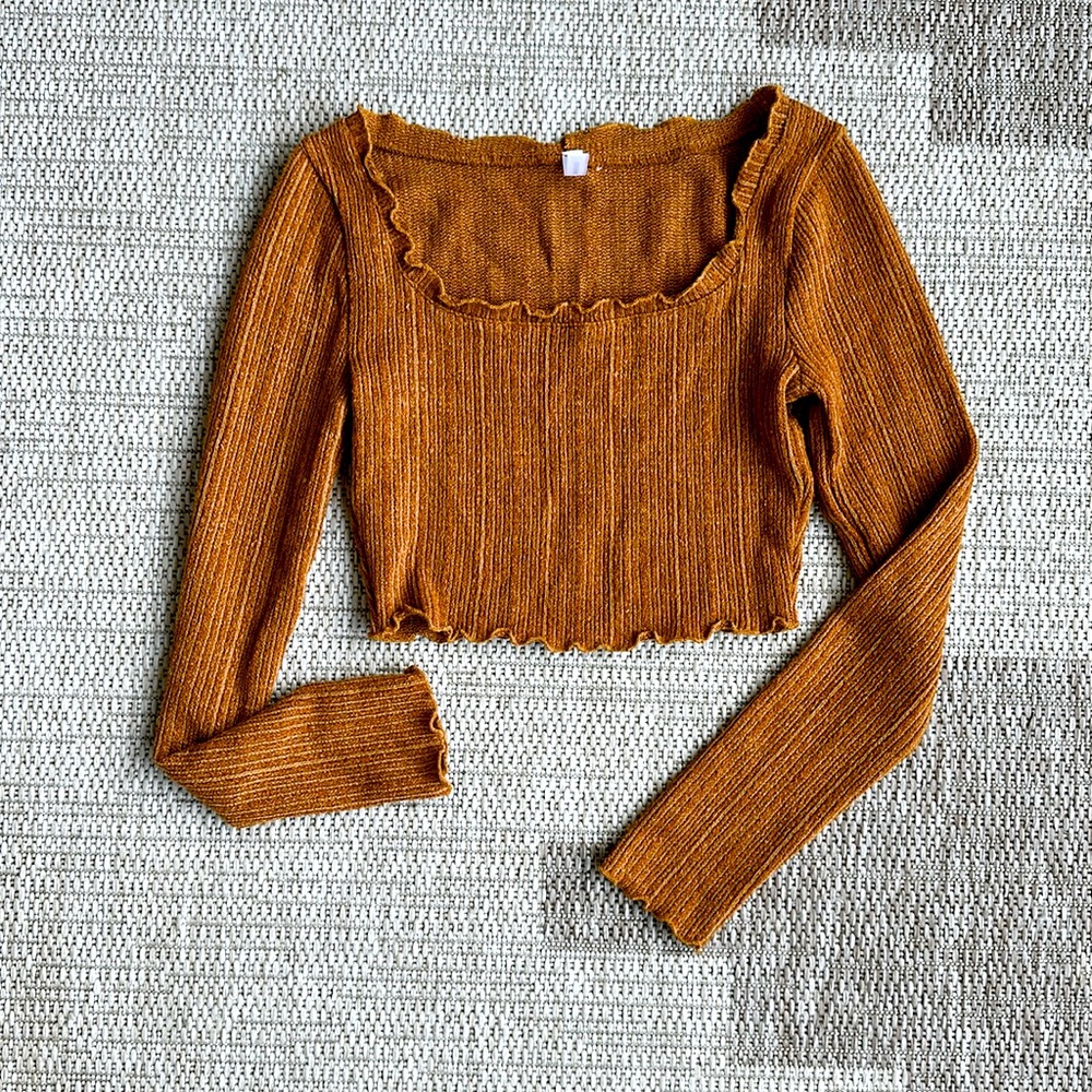 7Day Wknd Pumpkin Orange Long Sleeve Knit Crop 
Top